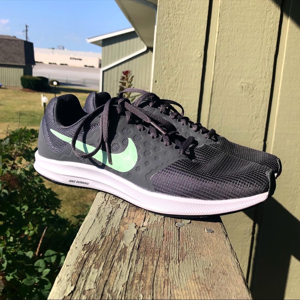Nike downshifter